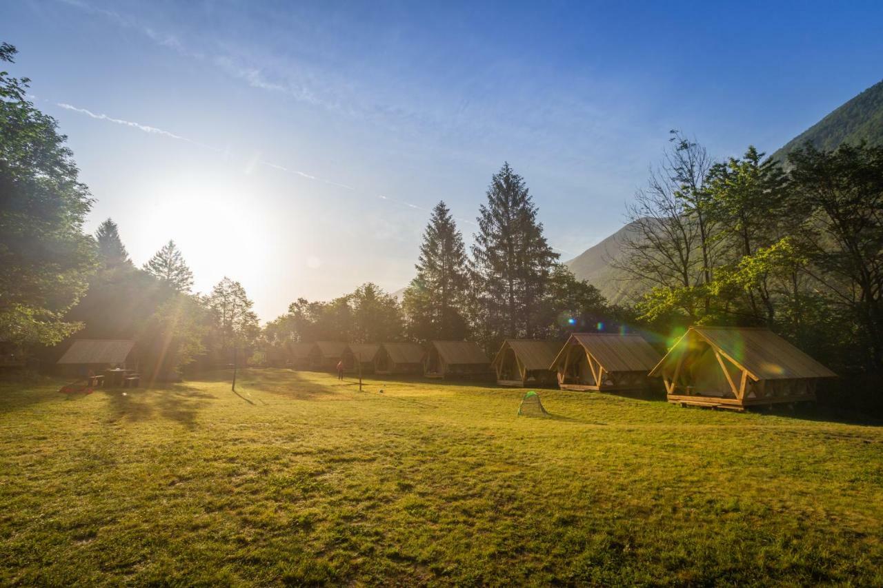 ホテル Adrenaline Check Camping ボヴェツ エクステリア 写真